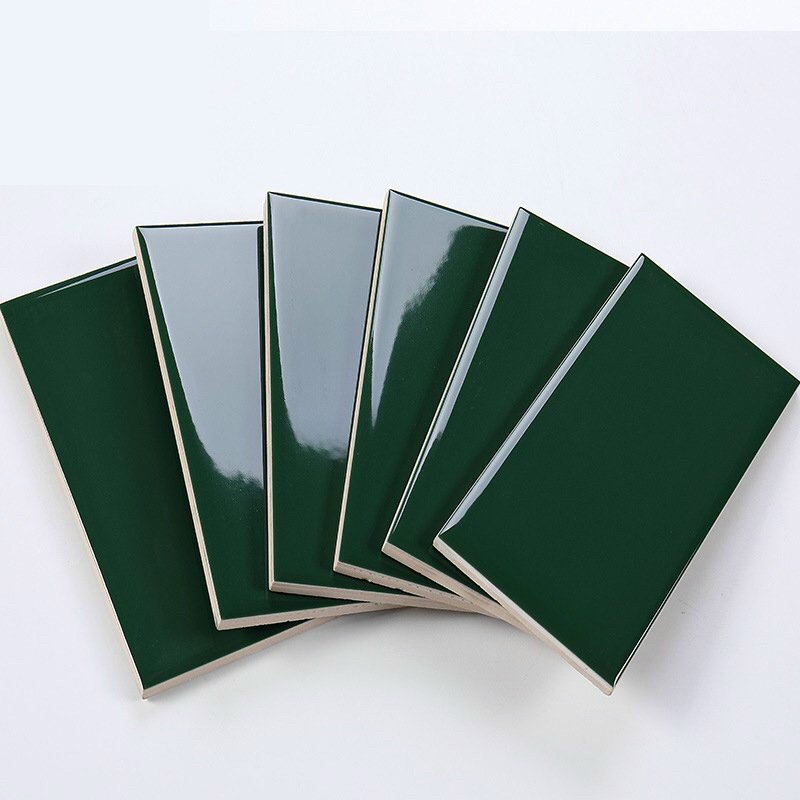 Gạch thẻ xanh lục bóng phẳng 75x150mm - M751512