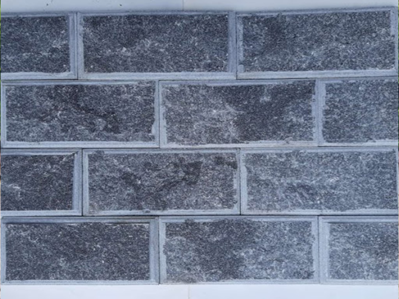 Đá bóc soi cạnh đen 10x20cm