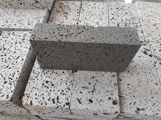 [Ref 2304] Đá Bazan lát sân 10x20x5cm