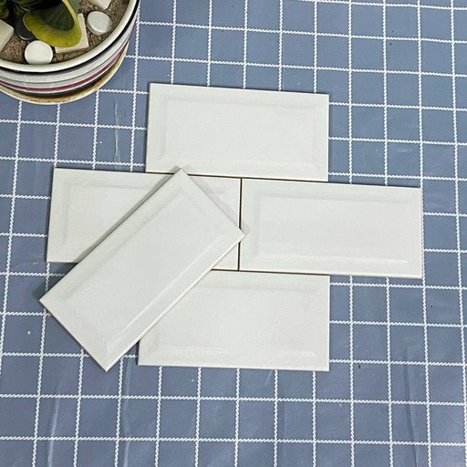 Gạch thẻ trắng bóng vát PSTA75150B