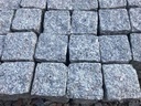 Đá cubic 20x20x10cm granite trắng phù mỹ chẻ tay