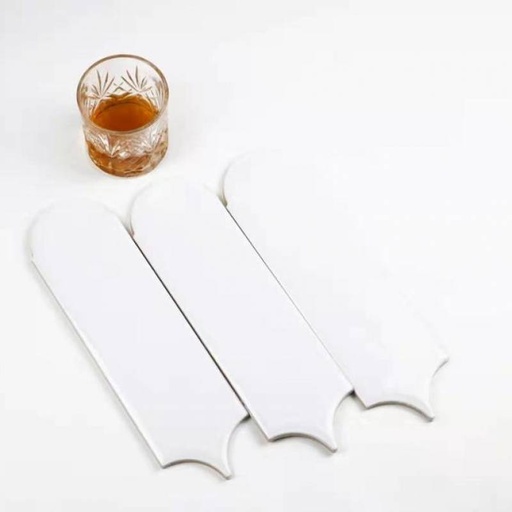 Gạch thẻ ốp tường trang trí mẫu mới nhất hình lông vũ cực đẹp Mix 3 màu kích thước 90*300mm mã L90300-1 (trắng bóng)